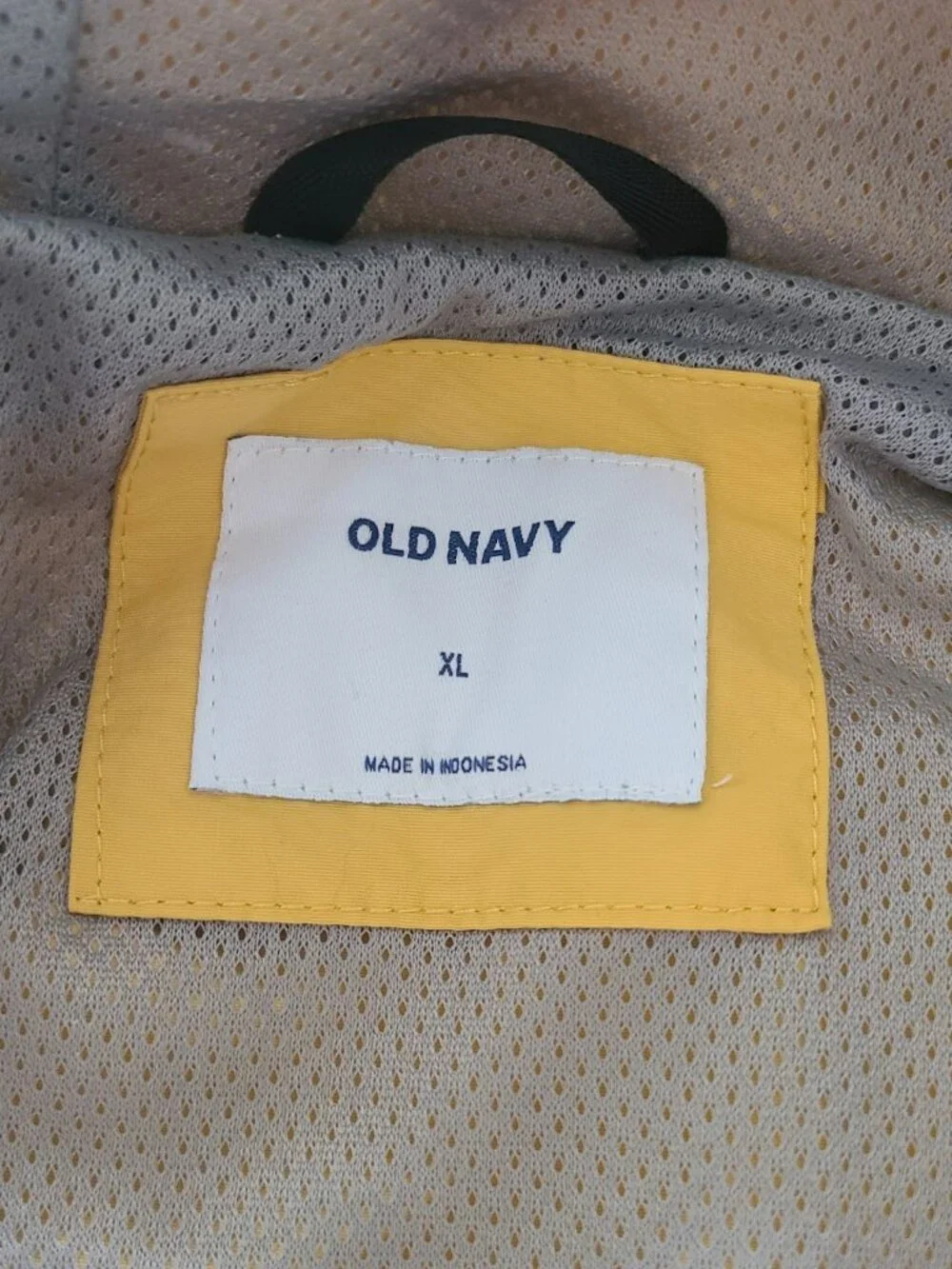 Old Navy Hooded Tech Rain Jacket XL Gold Yellow Utility Mesh Lined